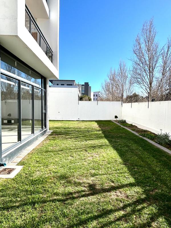 To Let 3 Bedroom Property for Rent in Somerset West Western Cape